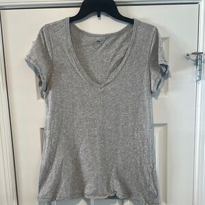 GAP Gray Short Sleeve Tee V-Neck